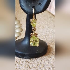 Gold-tone 1" Drop Peridot Earrings W/bow Accents